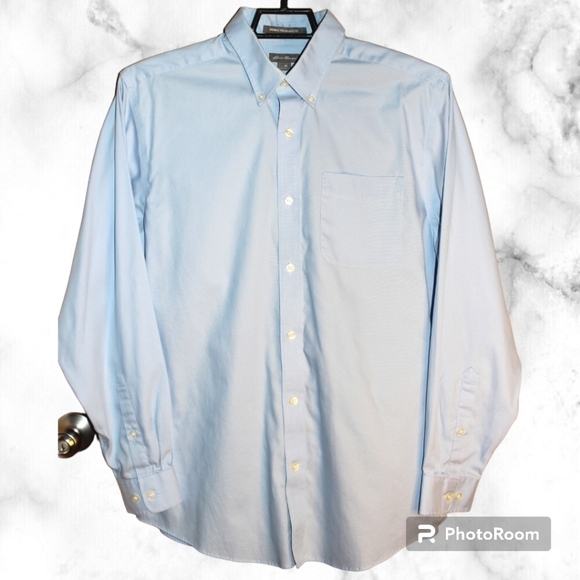 Eddie Bauer Wrinkle Free Relaxed Fit Button Down Shirt - Picture 1 of 7